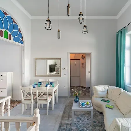 Вилла Beautiful Neoclassical House In Rhodes Town