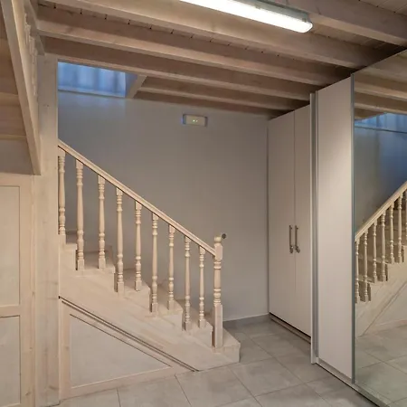 Вилла Beautiful Neoclassical House In Rhodes Town